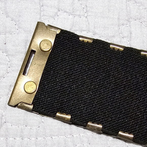 Lane Bryant vintage metal fish scales stretch belt. Olive color Womens sz 26/28 - Picture 3 of 10